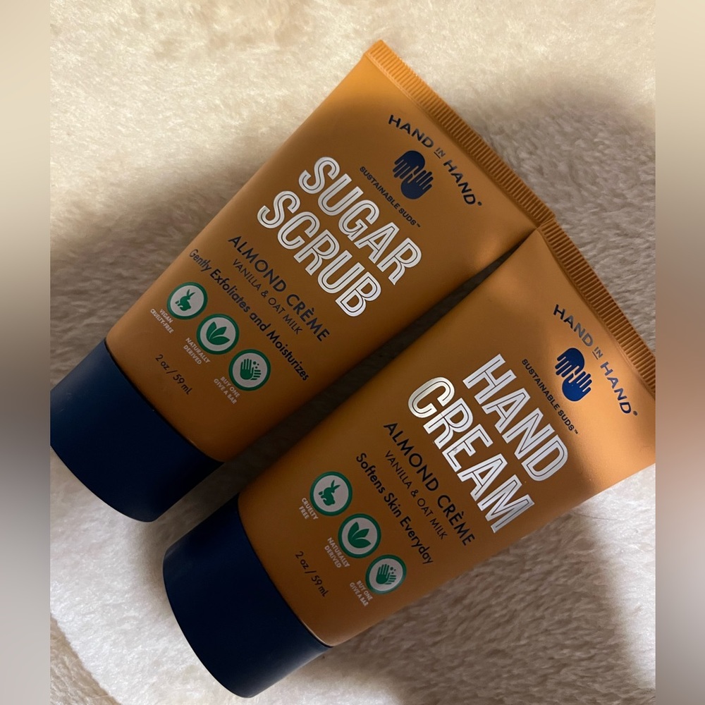 Hand lotion/scrub